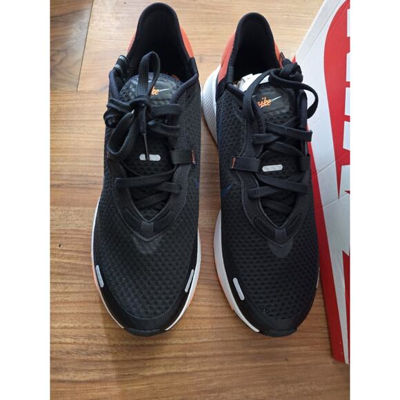 Size 13 - Nike Reposto Black Mantra Orange - Picture 2 of 7